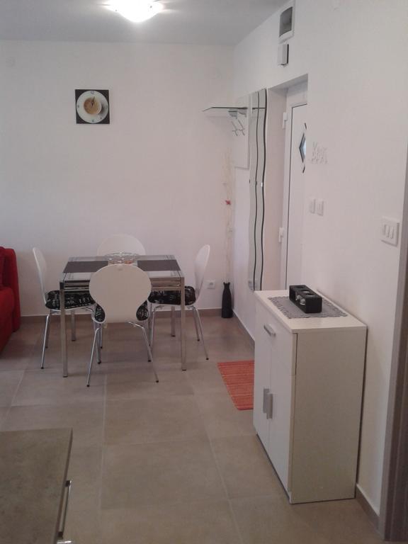 Apartment Melani Pula Exterior foto